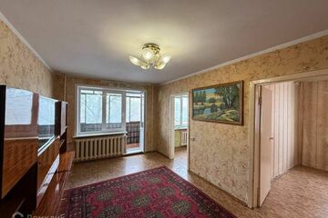 4-к квартира, 60 м², 4/5 эт.